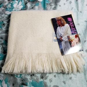 Vintage Faribo Throw/Shall